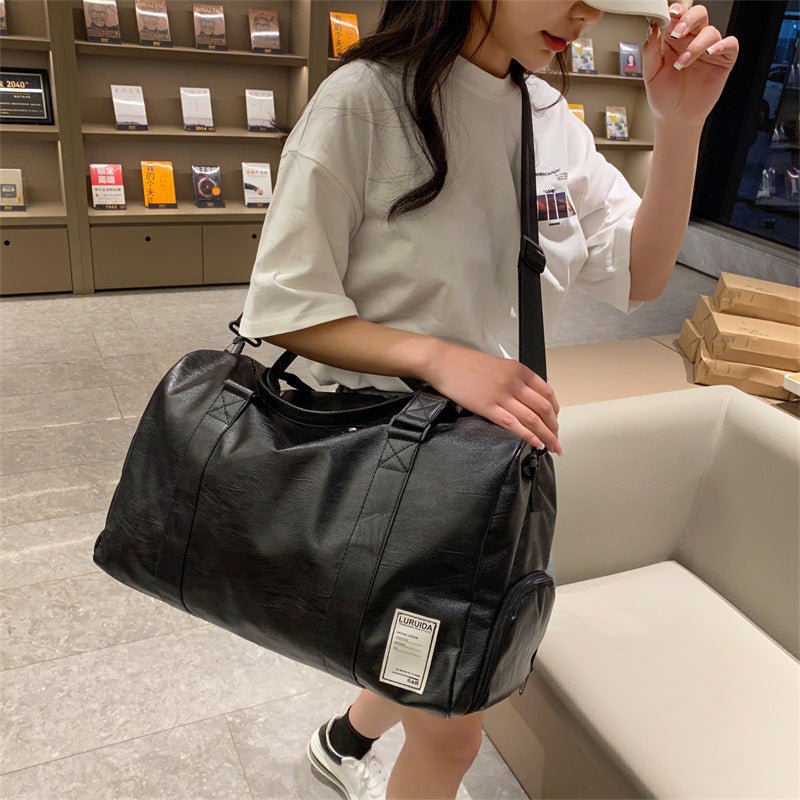 Shouldercrossbody Sports Bag With Dry - wet Separation - Maison Elène