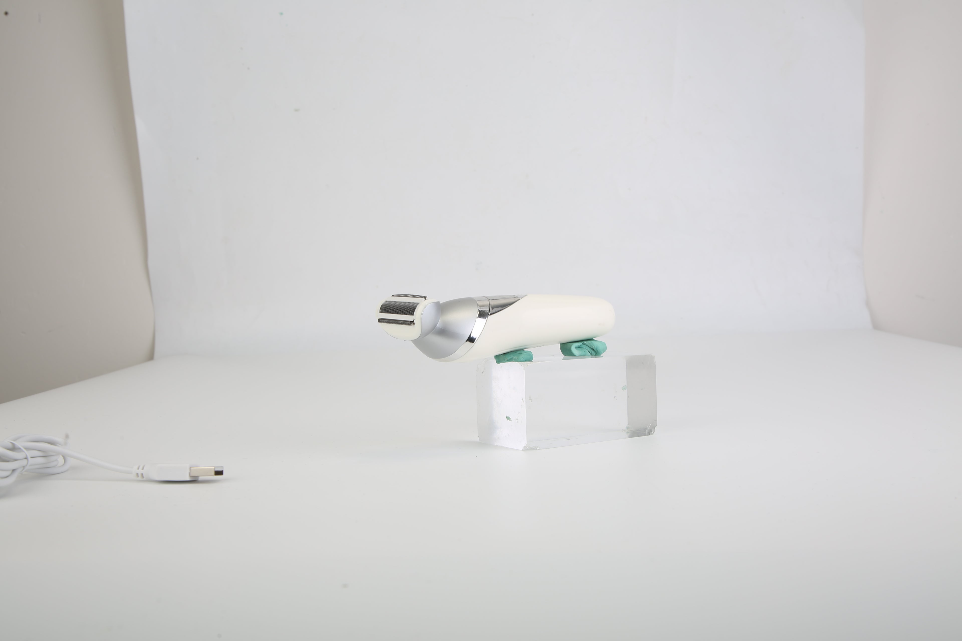 7 In 1 Electric Razor For Women Lady Hair Removal Epilators For Leg Face Arm Bikini Armpit Public Hairs IPX6 Wet And Dry Use Cordless Rechargeable Whole Body Trimmer And Shaver Kit - GlucklichgoodsLLC